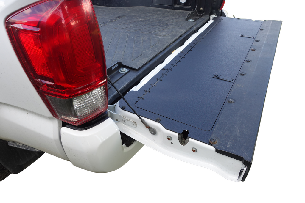 2005 -2015 TOYOTA TACOMA TAILGATE OEM USED 2005 -2015 TOYOTA TACOMA TAILGATE OEM USED